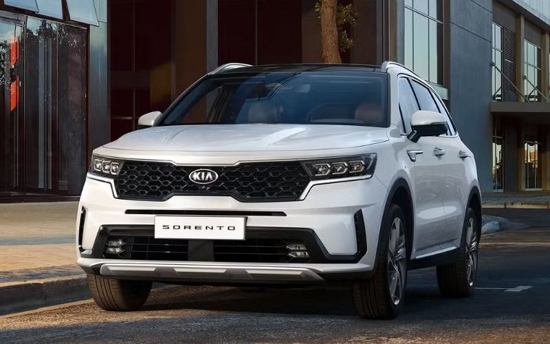 The 10 Best Hybrid Cars in Australia - Kia Sorento 