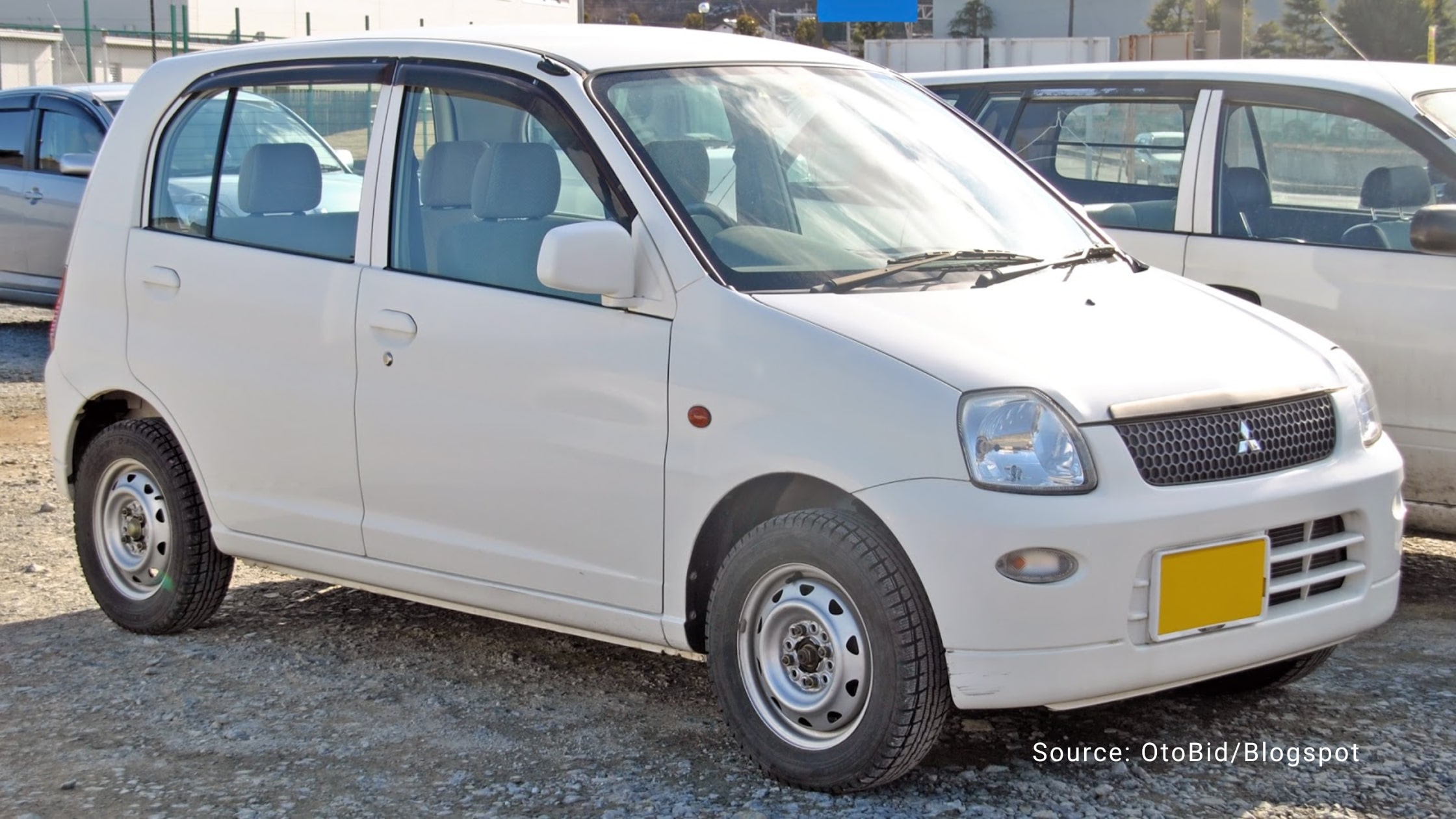 Car Model Names - white Mitsubishi Minica Lettuce