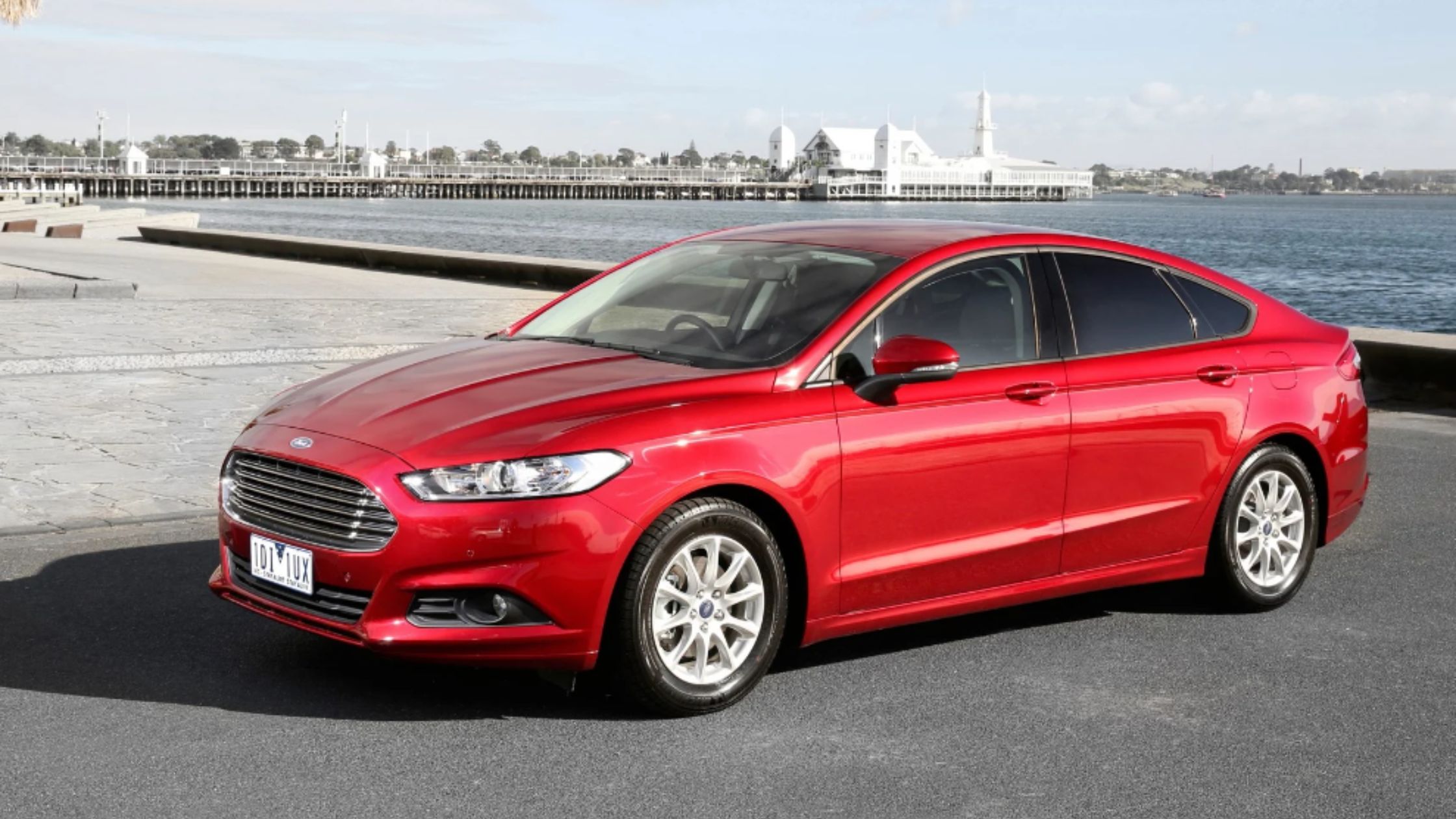 Ford Mondeo car